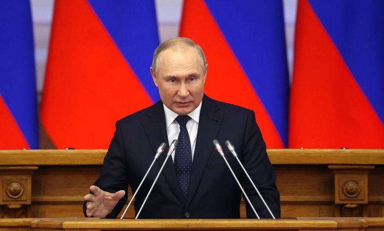 Πούτιν: Έτοιμοι να βοηθήσουμε στην επίλυση της επισιτιστικής κρίσης μόνο αν η Δύση άρει κυρώσεις