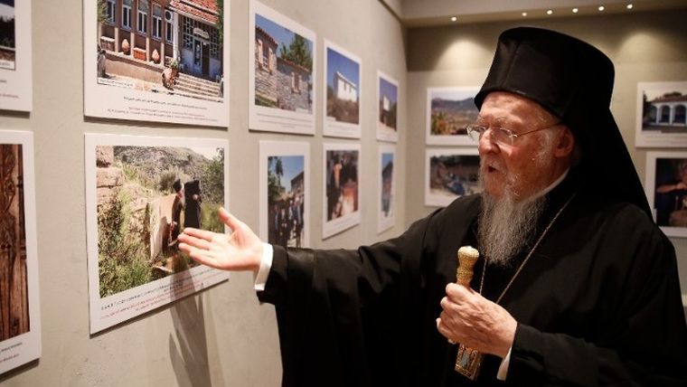 Εκθεση φωτογραφίας αφιερωμένη στη γενέτειρά του Ιμβρο, εγκαινίασε ο Οικουμενικός Πατριάρχης