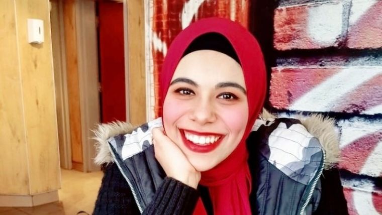 Η Αιγύπτια φοιτήτρια Rehab Sameh σπουδάζει ελληνική φιλοσοφία και ονειρεύεται να ζήσει στην Ελλάδα