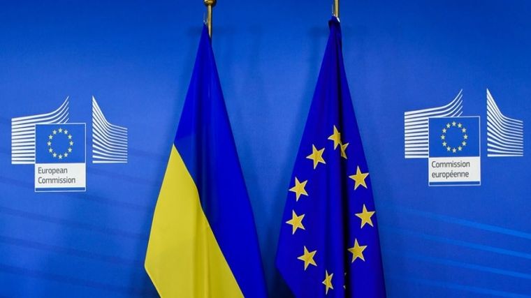 Ετοιμες οι μπουλντόζες της ΕΕ για ανοικοδόμηση στη μεταπολεμική  Ουκρανία: Στα 100 δισεκ. δολάρια η ενίσχυση