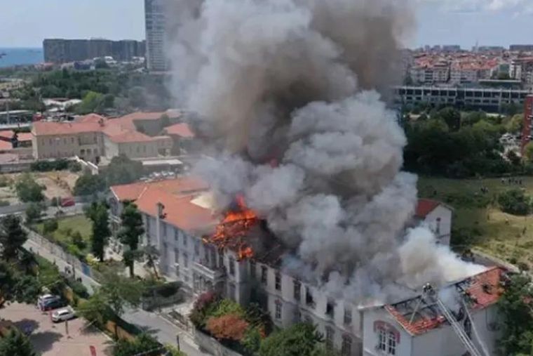 Πυρκαγιά στο Ελληνικό Νοσοκομείο στην Κωνσταντινούπολη
