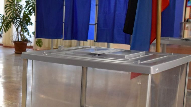 Ξεκίνησαν τα δημοψηφίσματα στις κατεχόμενες ουκρανικές περιοχές