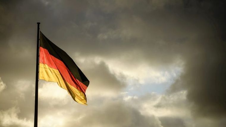 Πόσο πιο δύσκολα: Πληθωρισμός, ύφεση, απώλεια ευημερίας για την Γερμανία