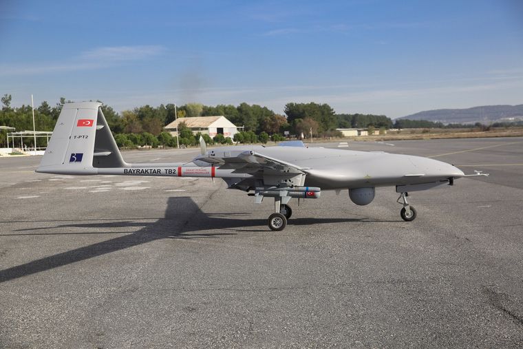 Απορρίπτει το υπ. Εθνικής Άμυνας τους ισχυρισμούς ότι έχει στην κατοχή το τουρκικό drone bayraktar
