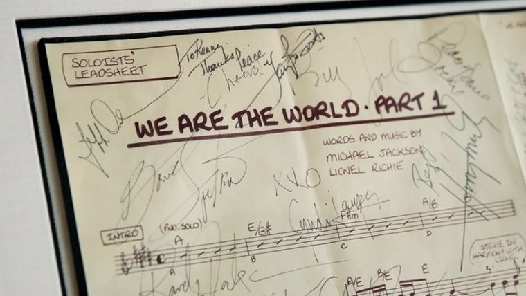 Πωλήθηκαν σε δημοπρασία οι παρτιτούρες του τραγουδιού «We Are The World»