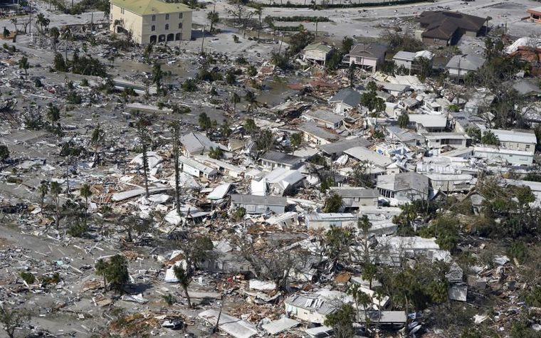 Πάνω από εκατό οι νεκροί στις ΗΠΑ εξαιτίας του κυκλώνα Ίαν