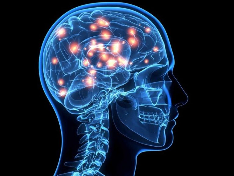 Οι 80άρηδες με πολύ καλή μνήμη διαθέτουν «σούπερ» νευρώνες στον εγκέφαλό τους