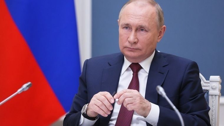 Πλαφόν ρωσικού πετρελαίου: Για “σοβαρές συνέπειες” προειδοποιεί ο Πούτιν