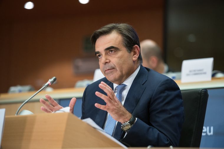 Μ. Σχοινάς: Ο πόλεμος των επιχειρηματιών μπορεί να εκτροχιάσει την ευρωπαϊκή πορεία της Ελλάδας