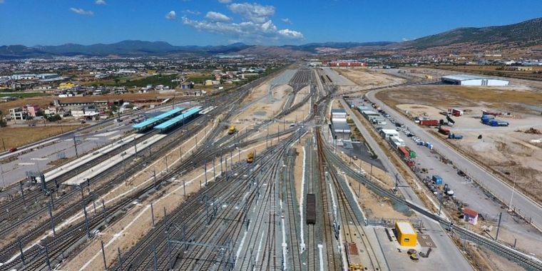 Ενημέρωση στη Βουλή για τα κρίσιμα σιδηροδρομικά έργα Ροδοδάφνη – Ρίο και Παλαιοφάρσαλος – Καλαμπάκα