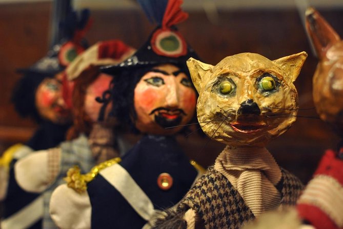 Το Teatro dei pupi  αναβιώνει το θέατρο με σικελικές μαριονέτες 