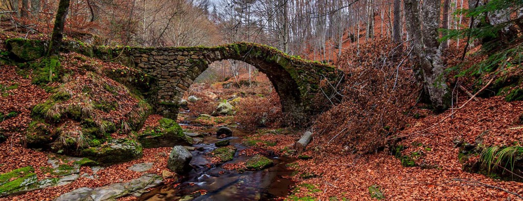 Ξάνθη: Το πέτρινο γεφύρι του Ξηροποτάμου στα ορεινά Πομακοχώρια