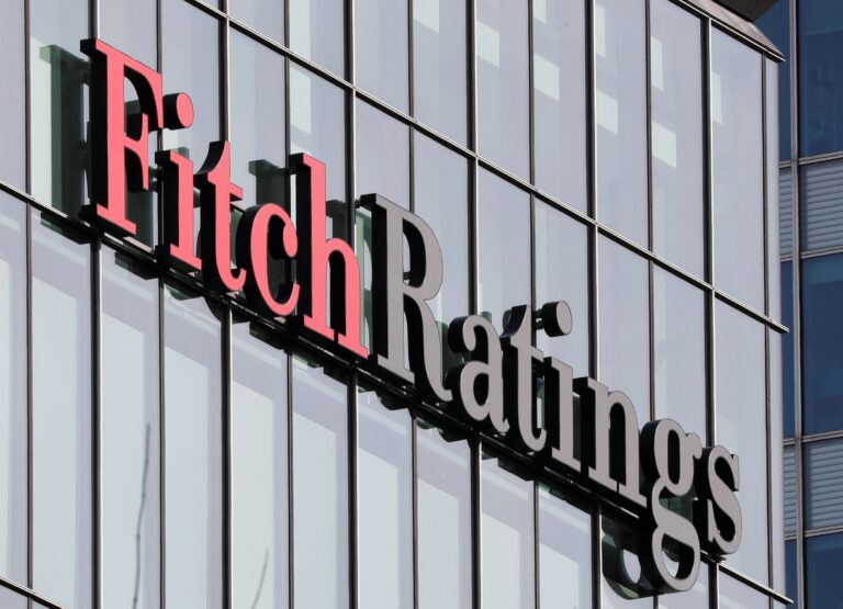 Ο οίκος Fitch αναβάθμισε το αξιόχρεο της Τράπεζας Πειραιώς