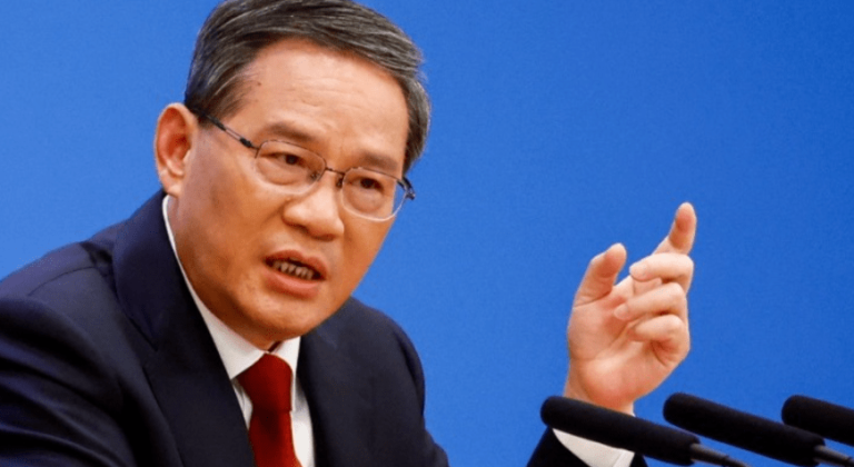 Ο πρωθυπουργός της Κίνας καταγγέλλει την πολιτική «περικύκλωση» και «καταστολή» της Κίνας από τις ΗΠΑ