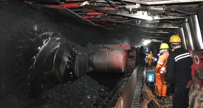 53 «νεκροί και αγνοούμενοι» από κατάρρευση ανθρακωρυχείου στην Κίνα
