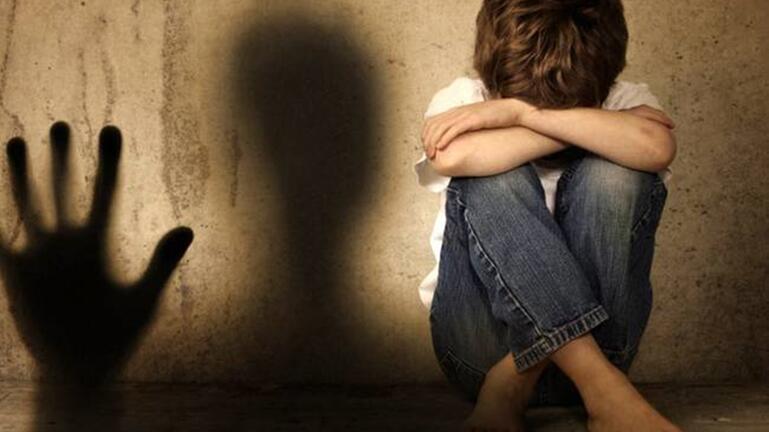 Κακοποίησε σεξουαλικά 9χρονο δίνοντάς του ως «επιβράβευση» κάνναβη