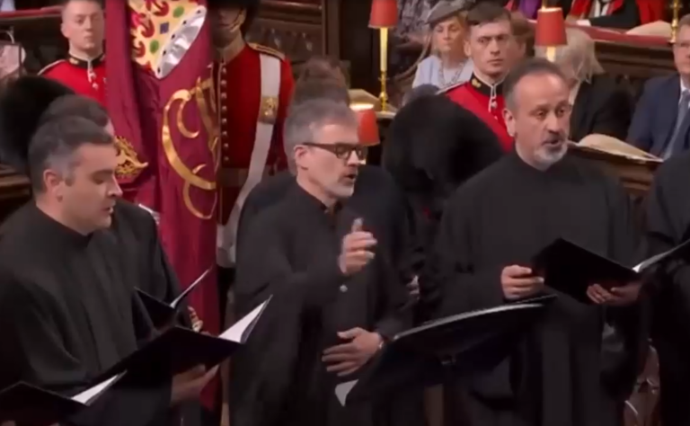Στέψη Καρόλου: Βυζαντινοί ύμνοι στα ελληνικά στο Αβαείο - Ο Ψαλμός 71