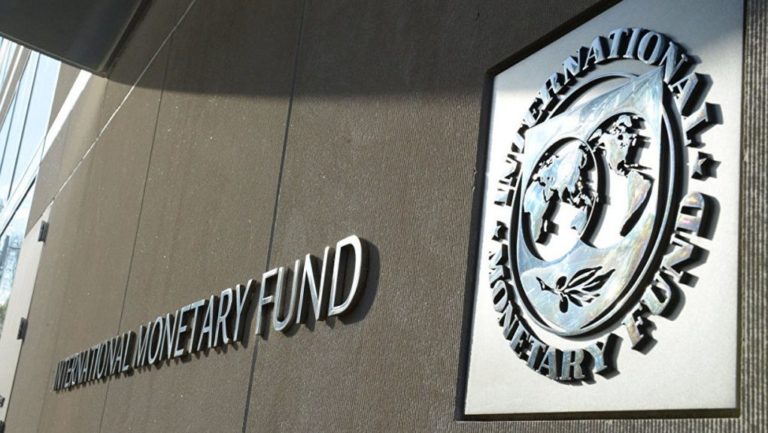 Το ΔΝΤ αναθεώρησε προς τα επάνω την πρόβλεψη για την οικονομική ανάπτυξη το 2023