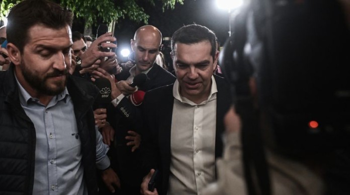 Την άμεση σύγκληση των οργάνων του κόμματος προανήγγειλε ο Αλ. Τσίπρας