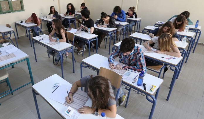 Σήμερα θα εξεταστούν οι μαθητές της Γ' λυκείου, που δεν ολοκλήρωσαν τη Δευτέρα τις εξετάσεις τους