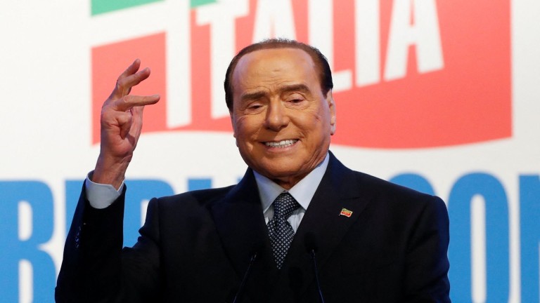 Απεβίωσε ο πρώην πρωθυπουργός της Ιταλίας Σίλβιο Μπερλουσκόνι