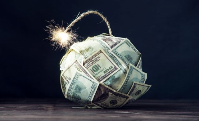 Η «βόμβα» του παγκόσμιου χρέους