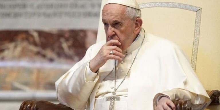 Ο πάπας Φραγκίσκος κάνει λόγο για έναν «τρομερό παγκόσμιο πόλεμο» στο περιβάλλον