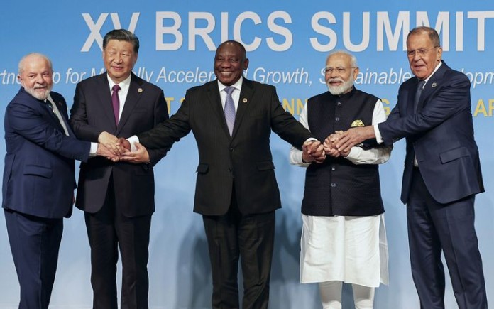 Νότια Αφρική-Σύνοδος BRICS: Οι σημερινές δομές παγκόσμιας διακυβέρνησης ανήκουν στο χτες