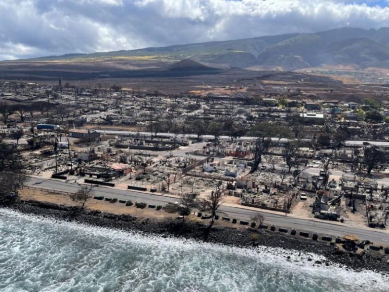 Πάνω από 1.000 άνθρωποι παραμένουν αγνοούμενοι από τις πυρκαγιές στη Χαβάη
