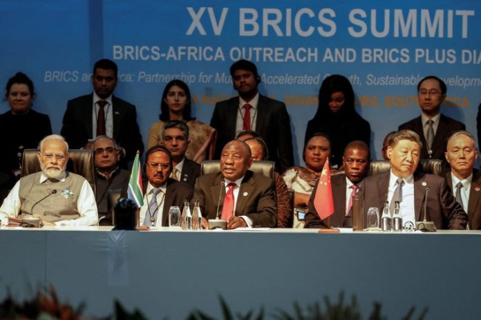 Κάλεσμα BRICS σε Αργεντινή και Σαουδική Αραβία