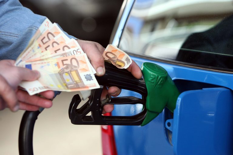 Οι συνήθεις αιτίες των υψηλών τιμών στα καύσιμα
