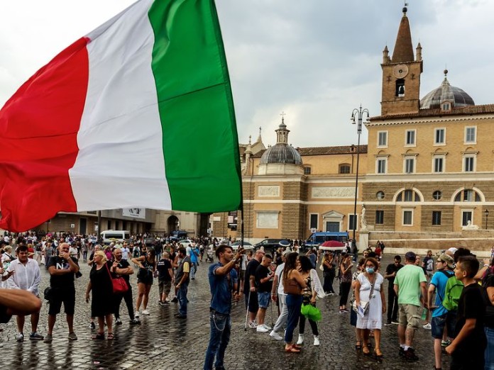 Ιταλία: Δεν προκαλεί ανησυχία η συνεχής αύξηση των κρουσμάτων κορονοϊού