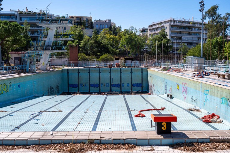 Στον Δήμο Αθηναίων από την ΕΟΕ για 25 χρόνια το Ολυμπιακό Κολυμβητήριο του Ζαππείου