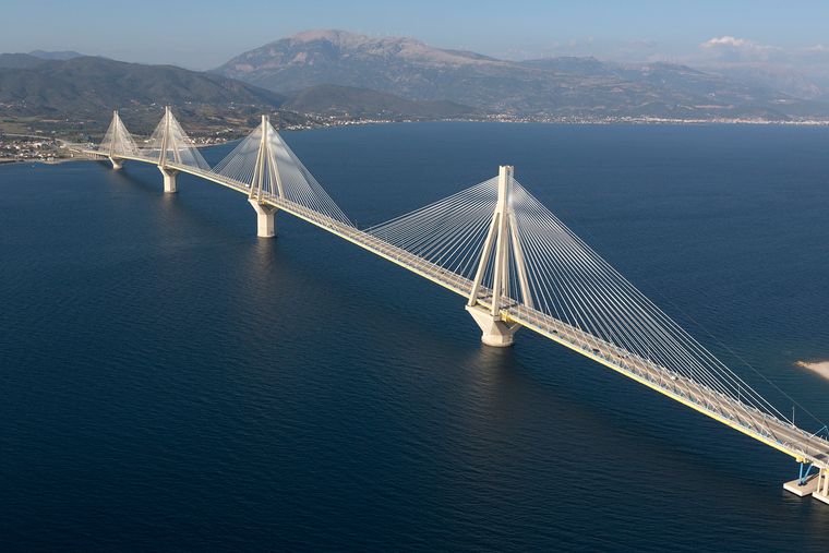 Δωρεάν διέλευση στη γέφυρα Ρίου–Αντιρρίου και στη διασταύρωση Εγνατία- Ιόνιας έως την Τετάρτη