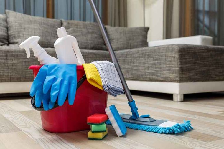 Τα προϊόντα καθαρισμού εκλύουν εκατοντάδες επικίνδυνες χημικές ουσίες