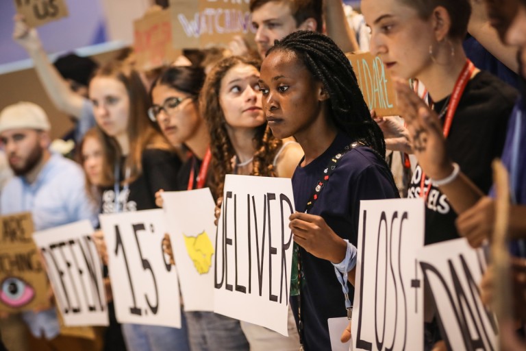 Πρωτοφανής δίκη: Έφηβοι εναντίον κυβερνήσεων για το κλίμα
