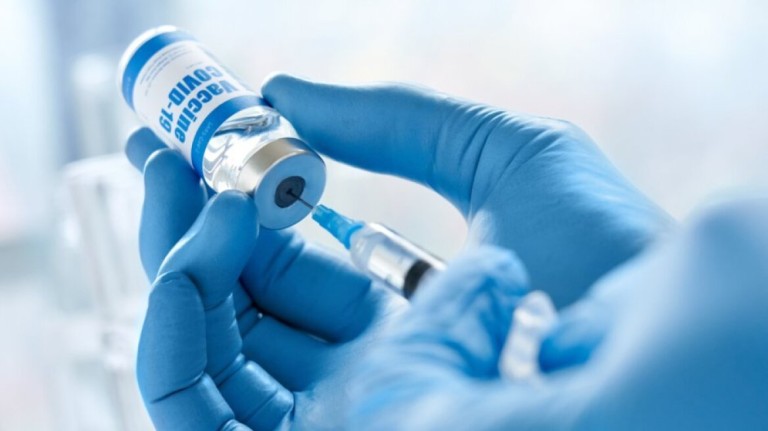 Ξεκίνησε ο εμβολιασμός κατά της Covid-19 με το επικαιροποιημένο μονοδύναμο εμβόλιο