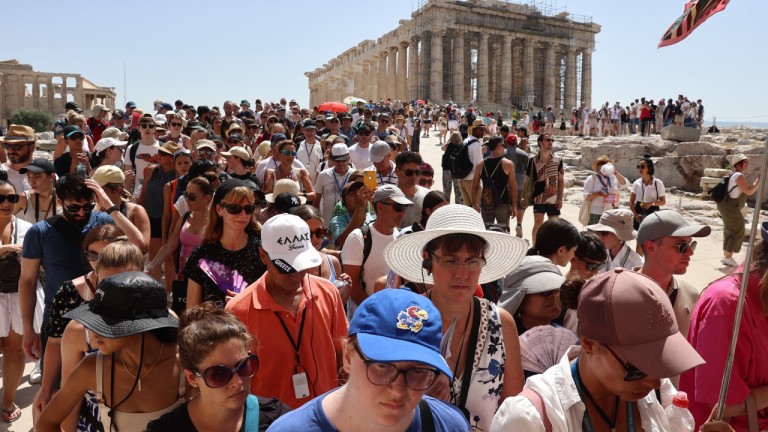 ΤτΕ: 22,6 εκατ. τουρίστες επισκέφθηκαν την Ελλάδα στο 8μηνο