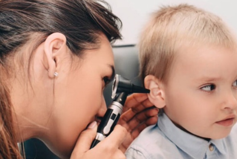Κίνδυνοι για την ακοή των παιδιών από τον υπερβολικό θόρυβο