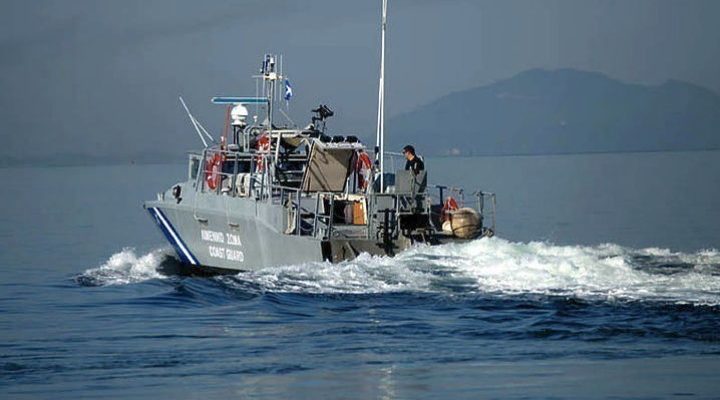 Συνεχίζονται οι έρευνες για τον εντοπισμό μελών του πληρώματος του φορτηγού πλοίου RAPTOR, που βυθίστηκε στα ανοιχτά της Μυτιλήνης