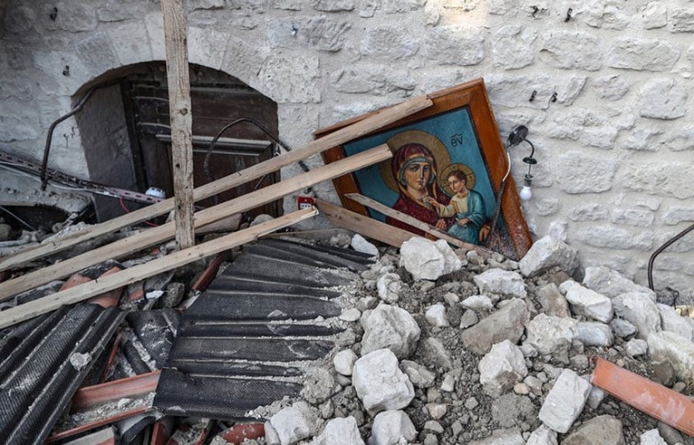 Σεισμός στην Τουρκία: Στην ορθόδοξη εκκλησία του Αγίου Γεωργίου θα γιορτάσουν τα Χριστούγεννα