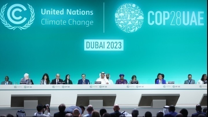 COP28: «Ούτε λεπτό για χάσιμο» καθώς η Διάσκεψη για το Κλίμα εισέρχεται στην τελική ευθεία