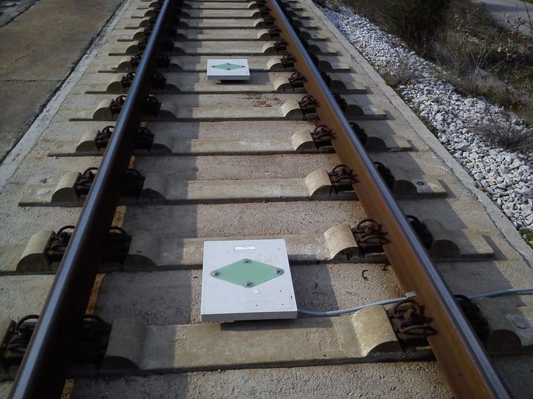 Ολοκληρώθηκε η σύμβαση για την εγκατάσταση του συστήματος στον σιδηροδρομικό άξονα Αθήνα – Θεσσαλονίκη – Προμαχώνας