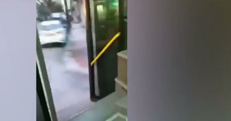 ΟΑΣΘ: Διευκρινίζει για το βίντεο με ανοιχτή πόρτα λεωφορείου