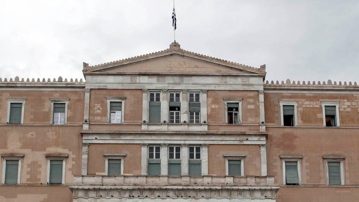 Βουλή: Ονομαστική ψηφοφορία για τροπολογία που αφορά τους «εργάτες γης» ζήτησε ο ΣΥΡΙΖΑ-ΠΣ