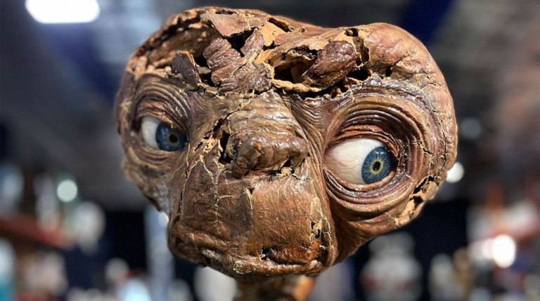 Πωλήθηκε σε δημοπρασία το μηχανικό κεφάλι του E.T.