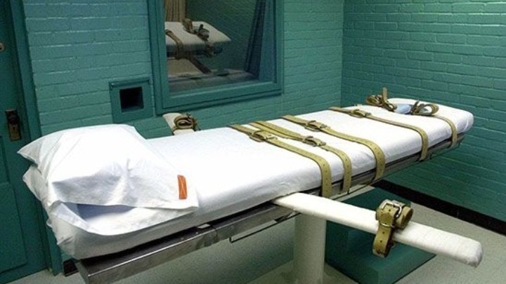 Η πλειονότητα των Αμερικανών εξακολουθεί να στηρίζει τη θανατική ποινή, αν και η εφαρμογή της σημειώνει αργή μείωση