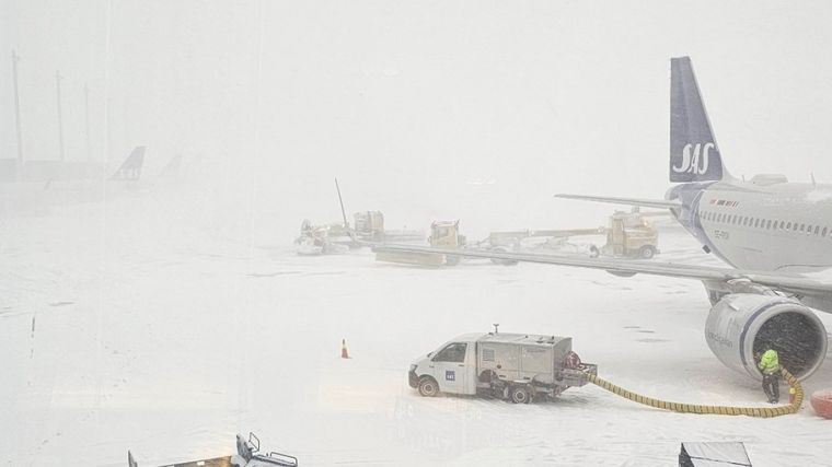 Κλειστό το αεροδρόμιο του Όσλο λόγω της σφοδρής χιονόπτωσης