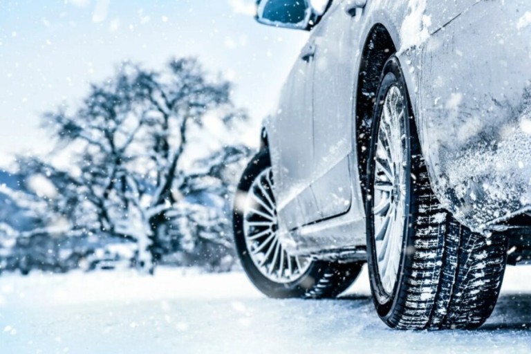 Οδηγίες του υπουργείου Υποδομών και Μεταφορών για οδήγηση σε χιόνι, πάγο και χαμηλές θερμοκρασίες