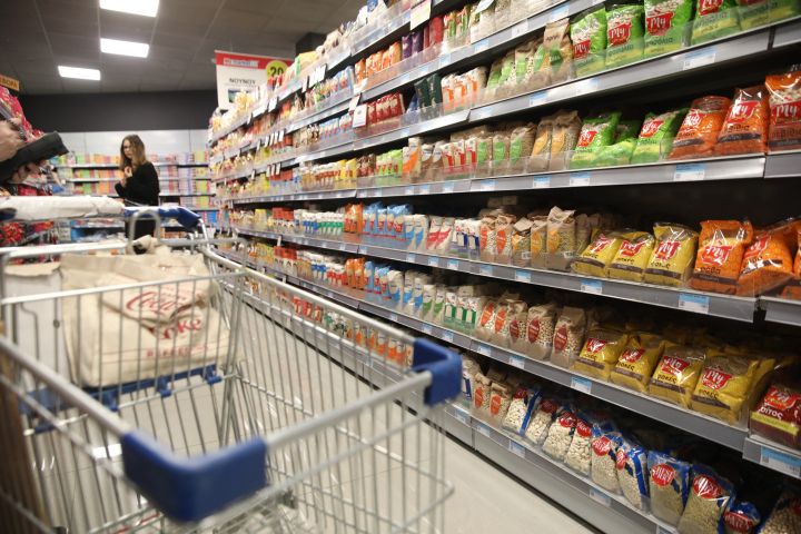 Επιτροπή Ανταγωνισμού: Σε γενικές γραμμές τα σούπερ μάρκετ κρατούν σταθερές τις τιμές των προϊόντων στο καλάθι του νοικοκυριού